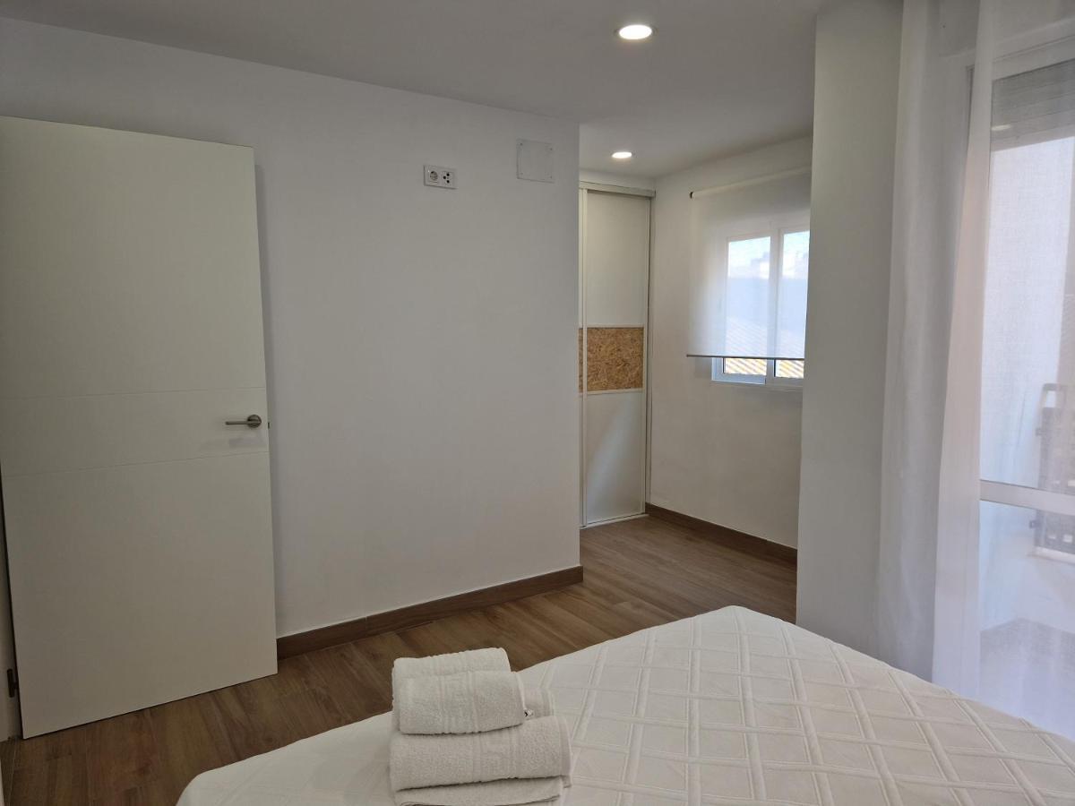 Pavone Apartments マラガ エクステリア 写真