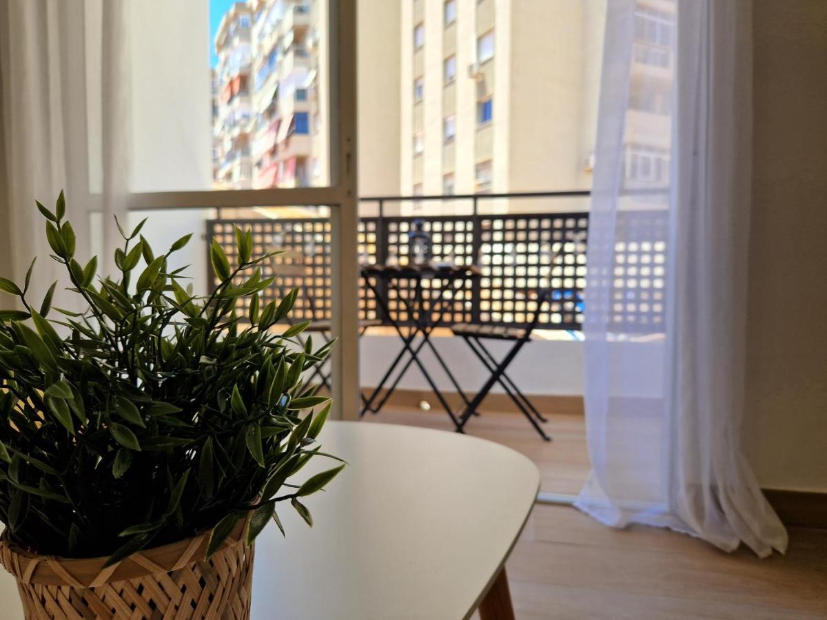Pavone Apartments マラガ エクステリア 写真