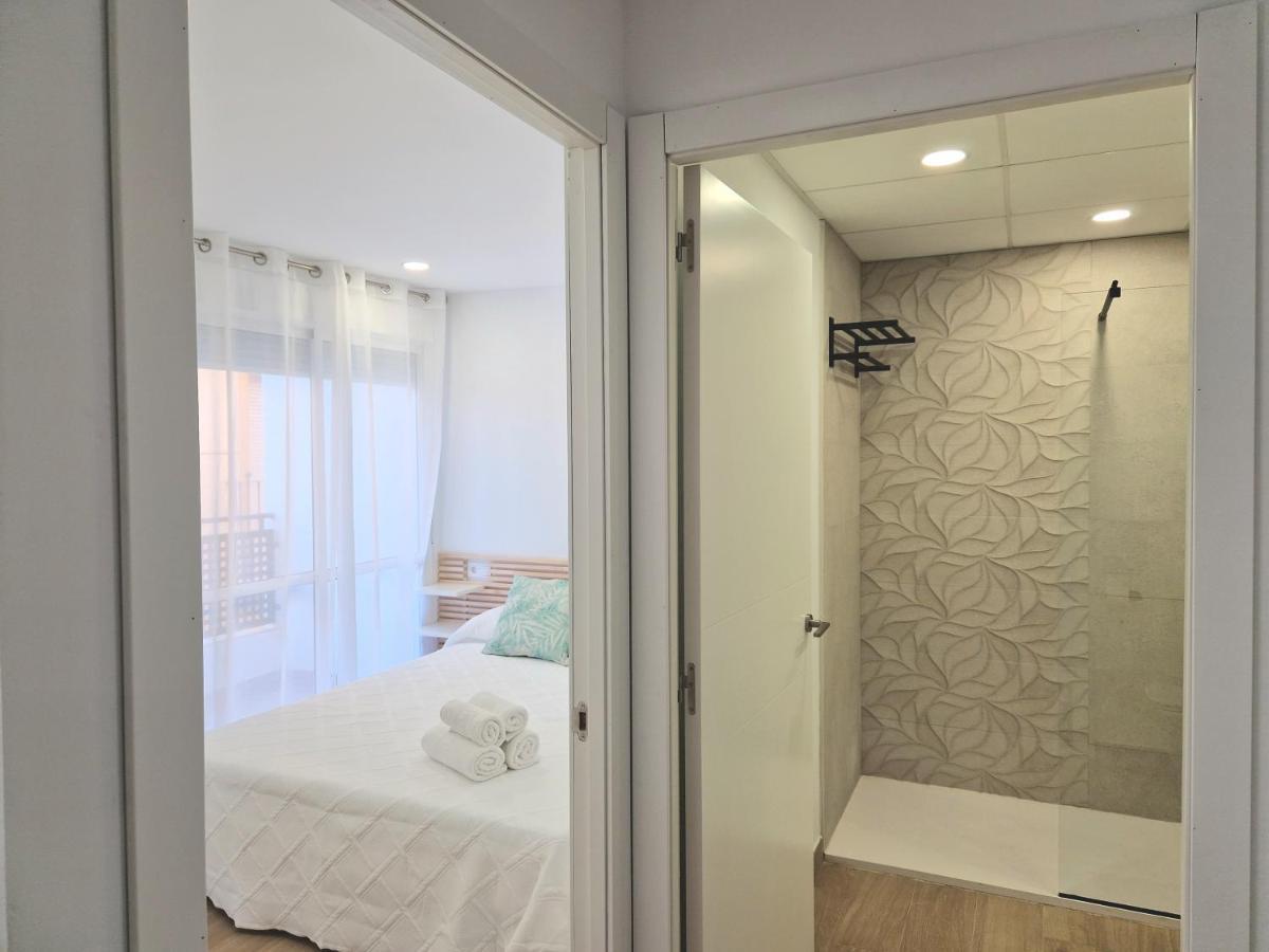 Pavone Apartments マラガ エクステリア 写真