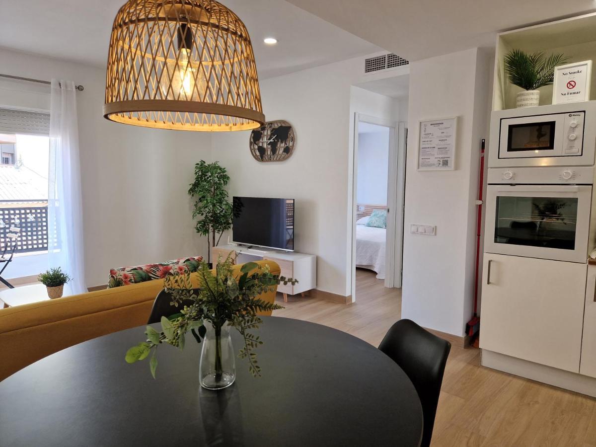 Pavone Apartments マラガ エクステリア 写真